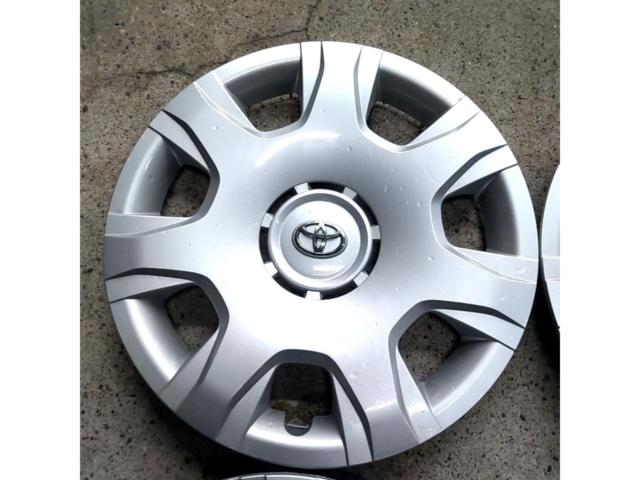 トヨタ純正 200系ハイエース ホイールキャップ