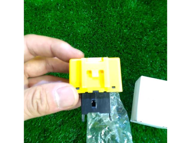 No Brand
Hiafura prevention IC turn signal relay
8-pin Daihatsu