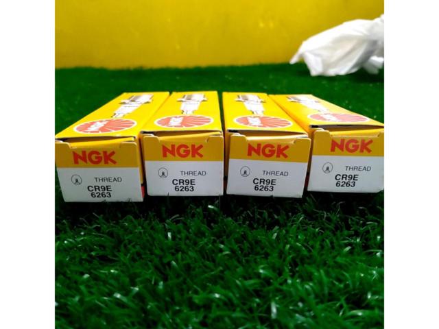 NGK CR9E6263 スパークプラグ
