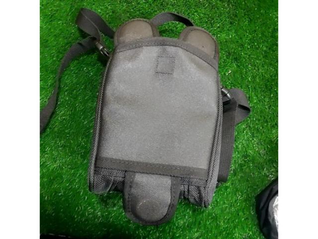 DEGNER マグネット式タンクバック