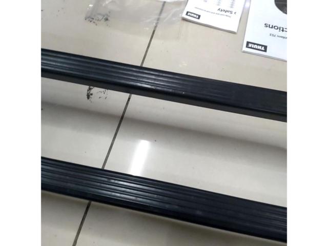 THULE ベースキャリア【レガシィアウトバック/BS系 ダイレクトルーフレール車】