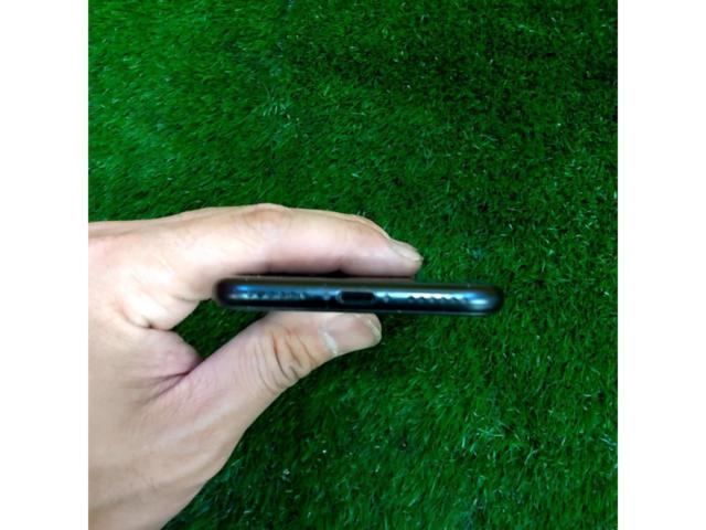 Apple
iPhone
SE
Second generation
256GB
MHGW3J/A