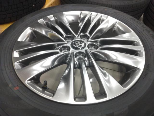 Toyota
Alphard/AGH40 series Z grade genuine wheels + YOKOHAMA
ADVAN
V03