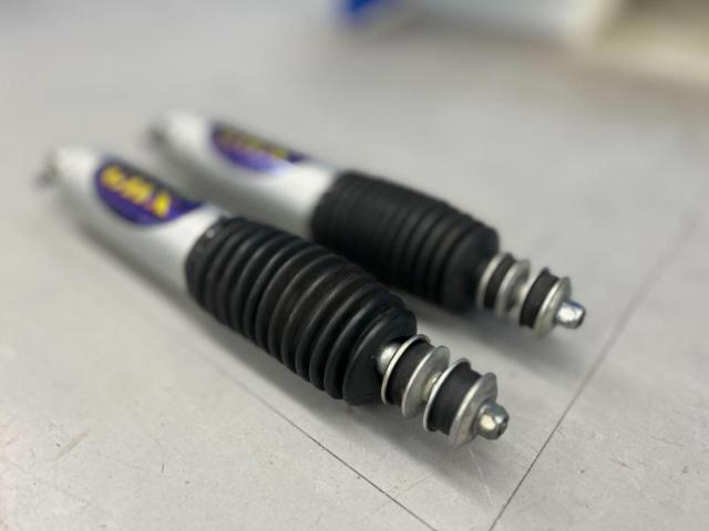 TAKUMI GHX フロントショックアブソーバー【ハイエース/200系】