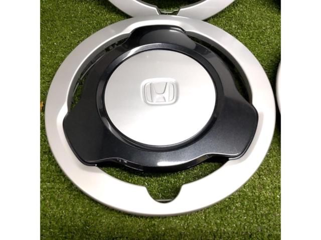 HONDA
N-VAN
Original wheel cap
4 sheets set
Part number
44433-TXA-J03