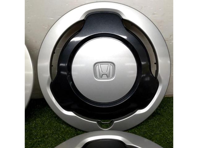 HONDA
N-VAN
Original wheel cap
4 sheets set
Part number
44433-TXA-J03
