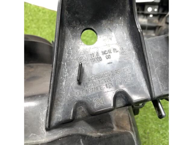 トヨタ FJクルーザー/GSJ15W純正ヘッドライト