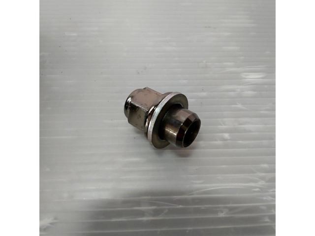 TOYOTA純正 ホイールナット