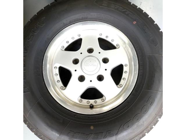 BRIDGESTONE CV
CV-928
(LAND
CRUISER
100) + GOODYEARICE
NAVI
SUV
