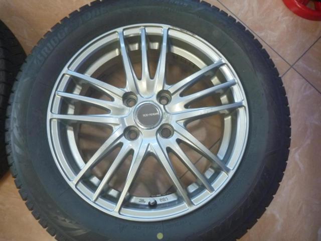 BRIDGESTONE
ECO
FORME
SE-18 + BRIDGESTONE
BLIZZAK
VRX3