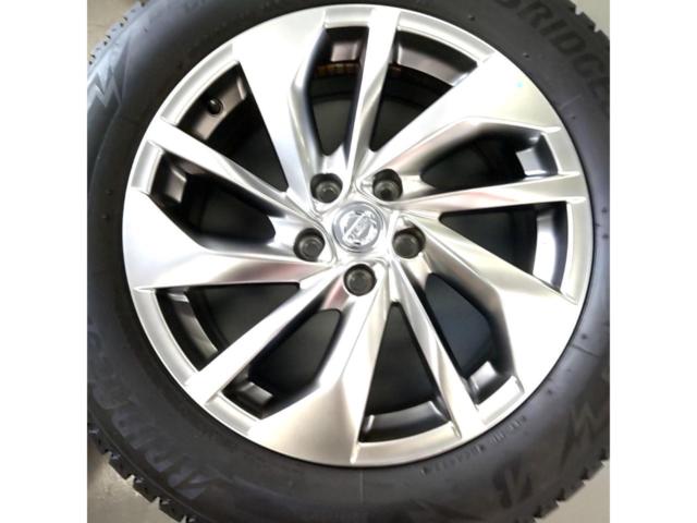 NISSAN
T32 X-TRAIL genuine wheels + BRIDGESTONE
BLIZZAK
DM-V3