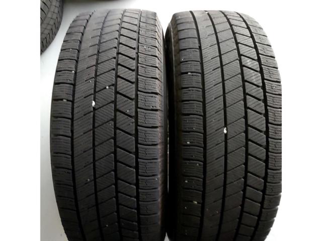 BRIDGESTONE ECO
FORME (Eco-form)
SE-18 + BRIDGESTONE BLIZZAK
VRX3