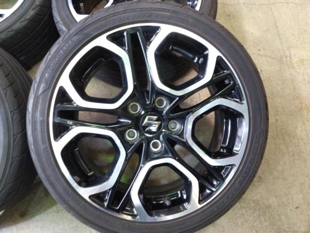 SUZUKI スイフトスポーツ純正ホイール + YOKOHAMA ADVAN FLEVA V701