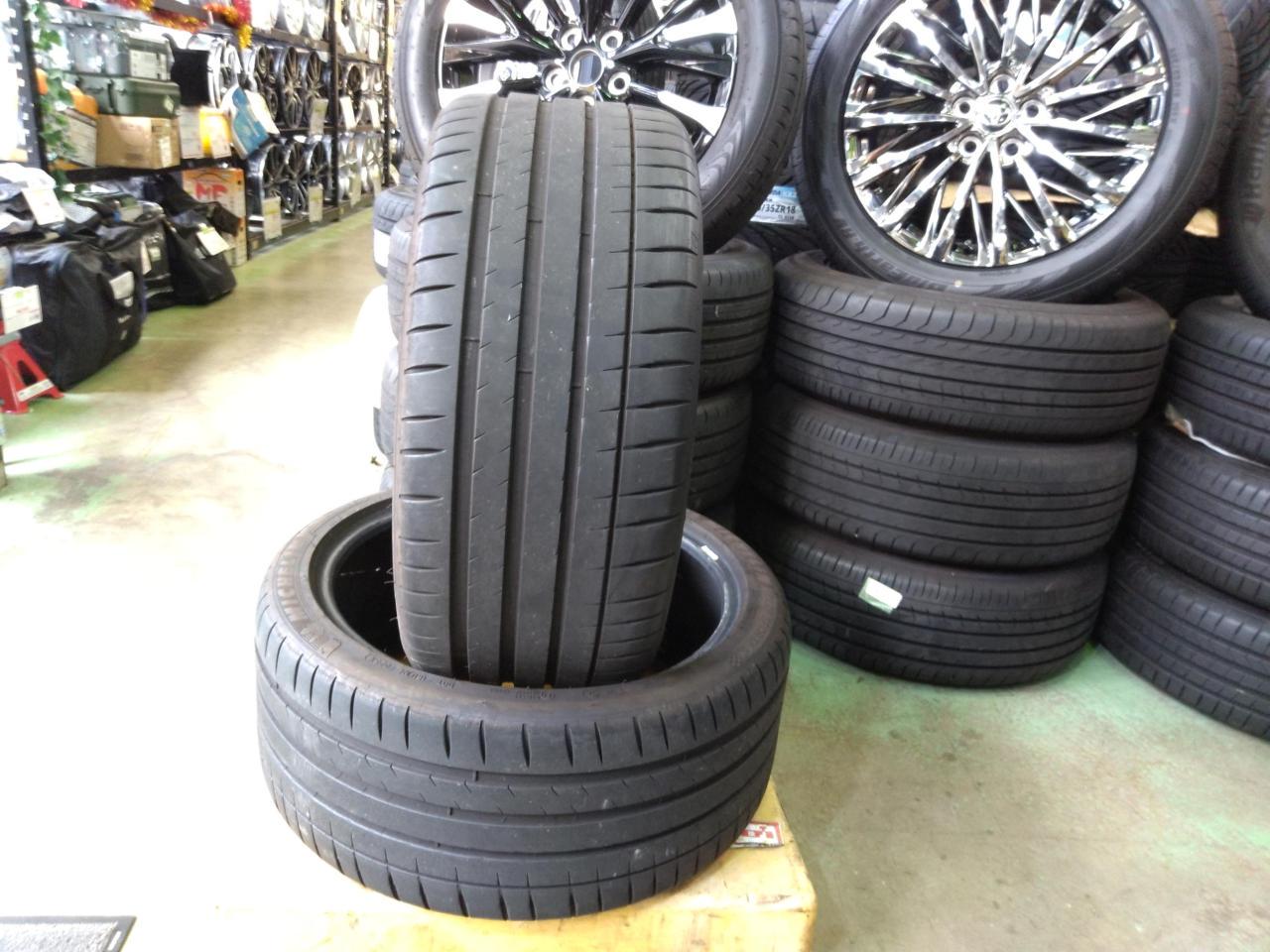 MICHELIN
PILOT
SPORT 4S