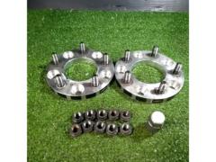 Kics
Wide tread spacer
[114.3-5H
Thickness: 15mm
M 12 x P 1 .25
HEX: 21
Dedicated hub ring diameter: 66mm