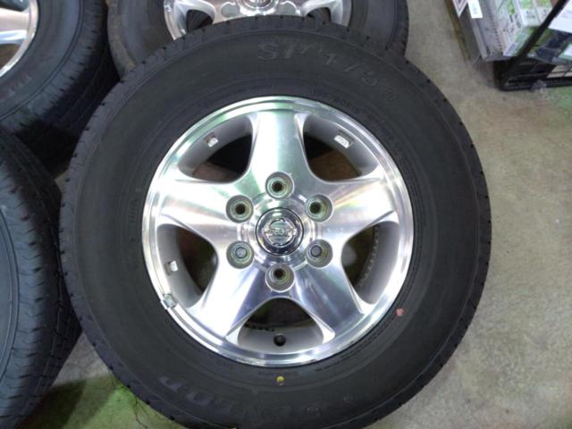 日産純正(NISSAN)  NISSAN キャラバン純正アルミホイール   + DUNLOP(ダンロップ)  SP175N