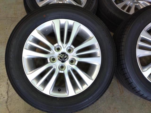 トヨタ純正(TOYOTA)  90系ヴォクシー純正ホイール  + TOYO PROXES J68