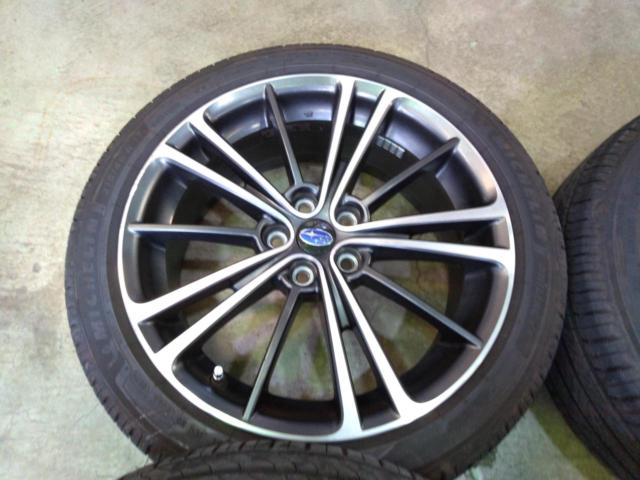 SUBARU
BRZ original aluminum wheel + MICHELIN
PRIMACY
Five