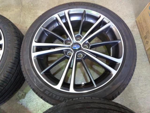SUBARU
BRZ original aluminum wheel + MICHELIN
PRIMACY
Five