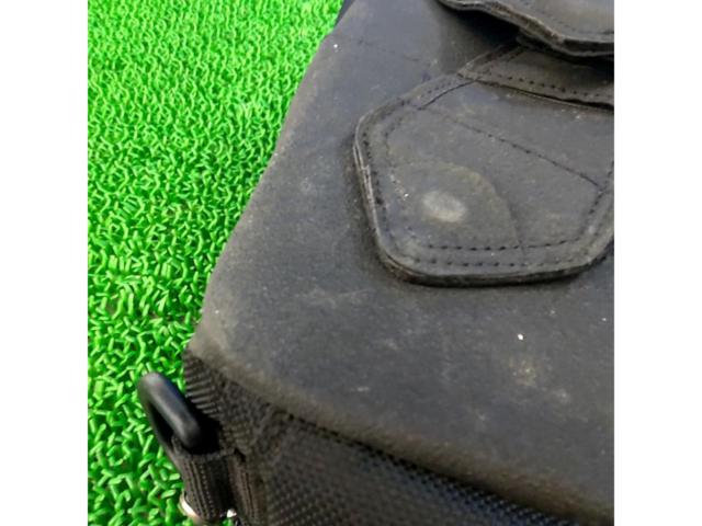 General-purpose/magnetic attachment type RSTaichi (RS Taichi)
Basic Tank Bag (S) .6/RSB302 Capacity 6L