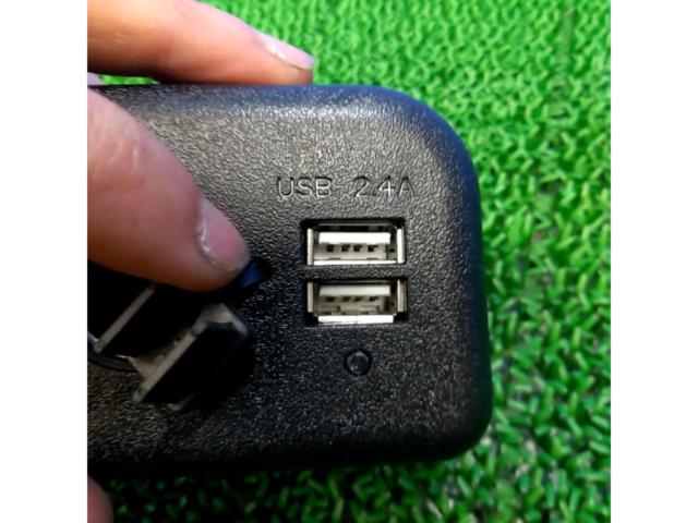 【80系/ノア･ヴォクシー】CARMATE NZ560 増設電源ユニット