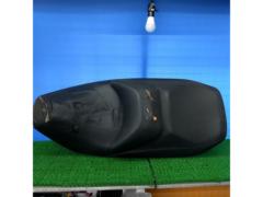 Skywave 250/SS SUZUKI
Perfect for reupholstering original seats or as a base for customization!!