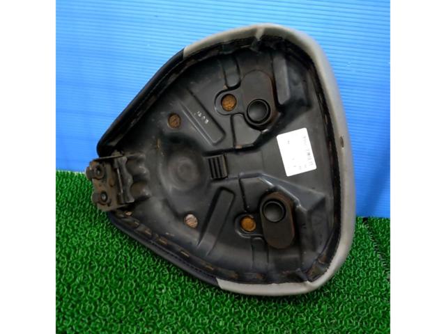 [Super Cub 50] HONDA (Honda)
Replacing or replacing the original seats
Back to normal!!