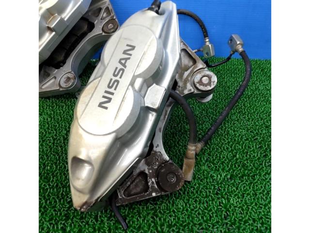 Y51/Fuga Nissan genuine caliper