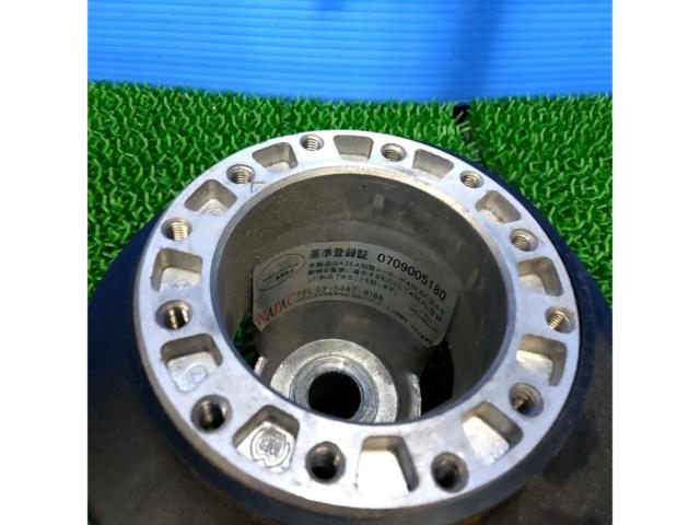 Skyline/V36 (Manufacturer Unknown)
Steering boss