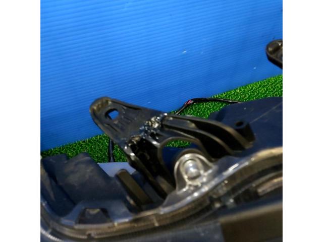 【アルファード/30系】トヨタ純正 アルファード/30系 純正加工ヘッドライト