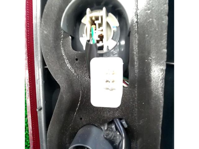 【ハイエース/200系】トヨタ 純正テール