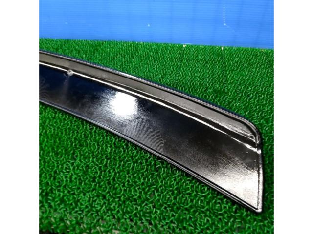 【汎用】メーカー不明 カーボン調トランクスポイラー