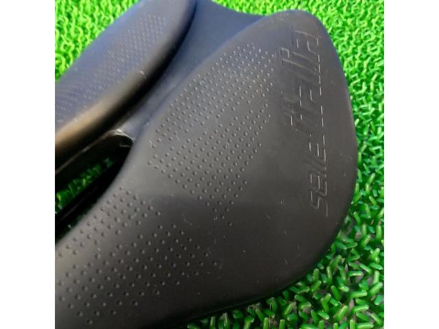 【サイクルズ】Selle Italia