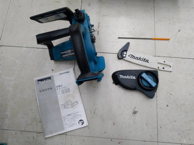 makita 充電式チェーンソー UC122DZ