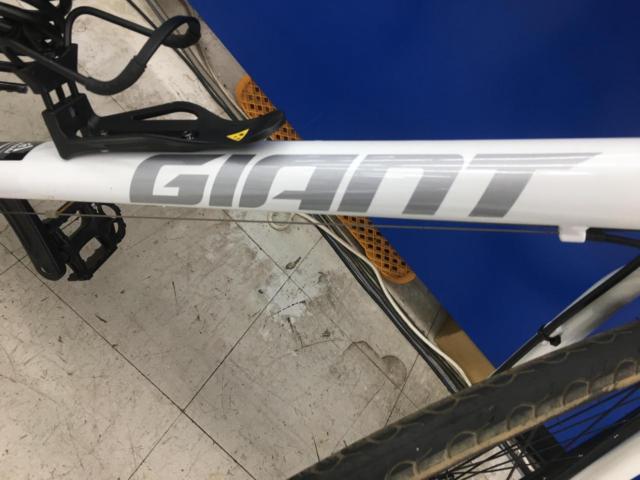 GIANT ESCAPE R