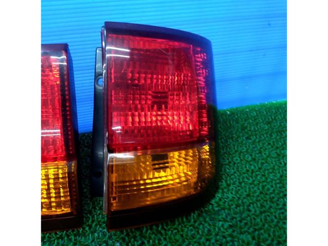 【エルグランド/E50】日産純正 エルグランド/E50 後期純正テールレンズ