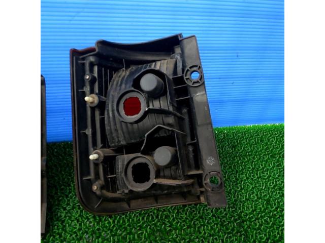 【エルグランド/E50】日産純正 エルグランド/E50 後期純正テールレンズ