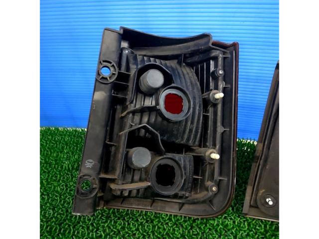 【エルグランド/E50】日産純正 エルグランド/E50 後期純正テールレンズ