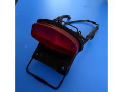 【スティード400 VLS】HONDA(ホンダ) 純正テールランプ/STANLEY 040-8696【リアフェンダーベースステー付き】