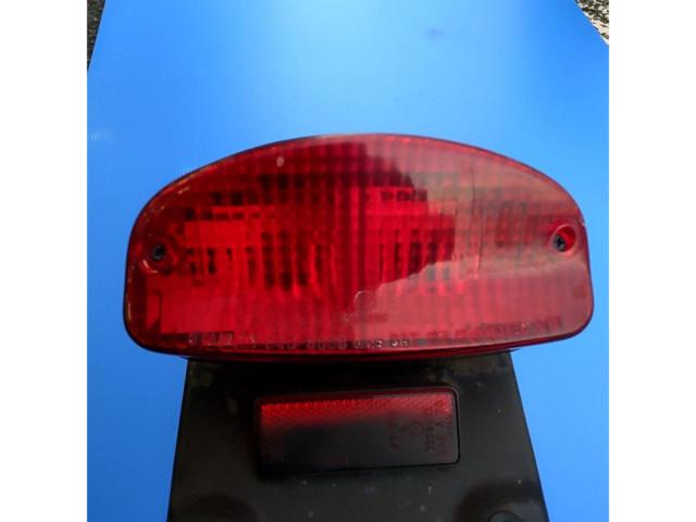 【スティード400 VLS】HONDA(ホンダ) 純正テールランプ/STANLEY 040-8696【リアフェンダーベースステー付き】