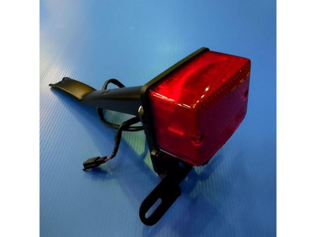 【250TR】KAWASAKI(カワサキ) 純正テールランプ/STANLEY040-6626【純正入荷!】