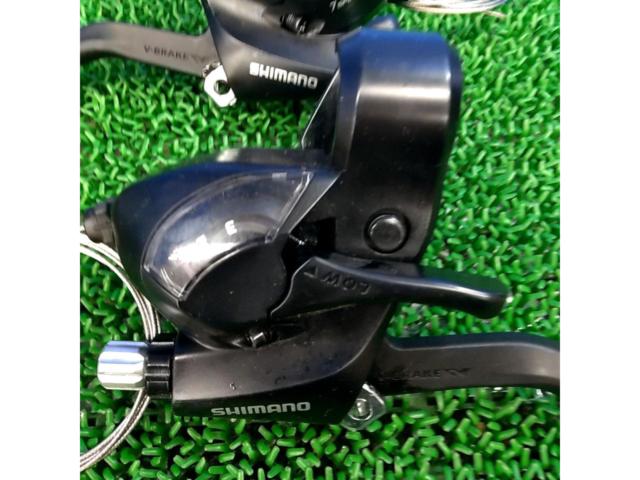 【サイクルズ】SHIMANO V-BRAKE レバーセット
