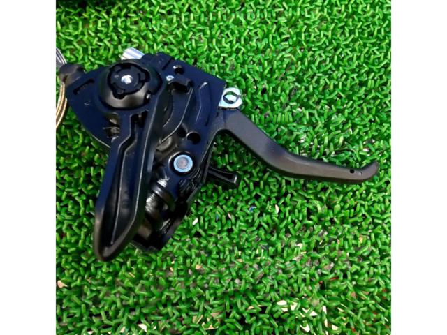 【サイクルズ】SHIMANO V-BRAKE レバーセット