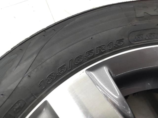 【年数落ち未使用タイヤ付き】HONDA フリード 純正ホイール + ROADSTONE Eurovis HP02