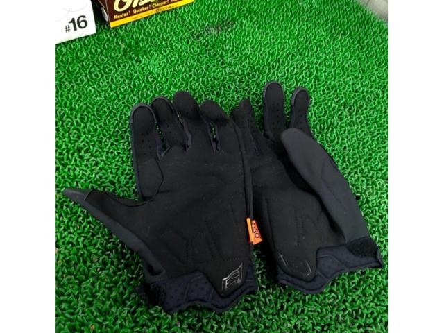 Size: 3L Alpinestars
Globe