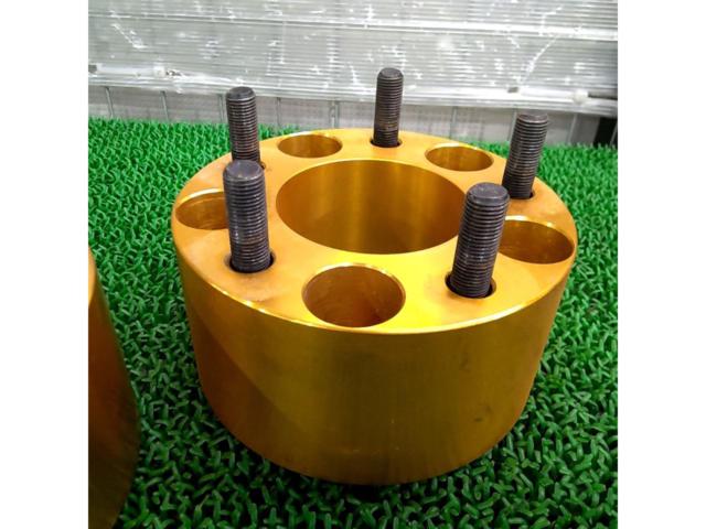 メーカー不明 ワイドトレッドスペーサー M12xP1.5 70mm 114.3-5 ※2本