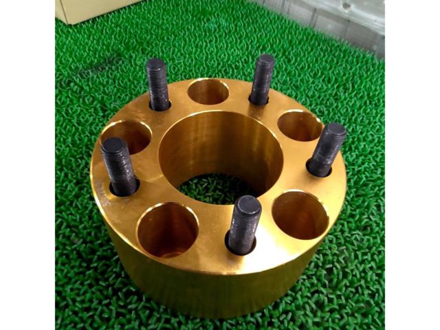 メーカー不明 ワイドトレッドスペーサー P1.5 70mm 114.3-5 ※2本