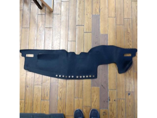 Unknown Manufacturer
Dashboard mat
[Harrier
80-series]