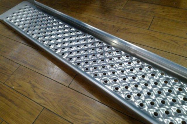 メーカー不明 アルミラダ ー 幅約210mm 長さ約1500mm