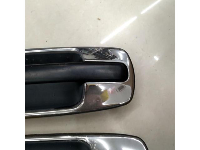 NISSAN
Genuine door handle for Cedric/Y31